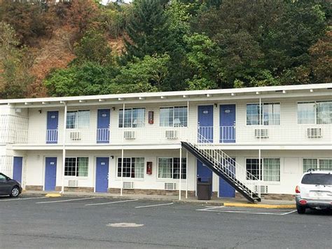 motel 6 kalama washington.